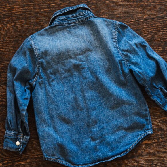 Blue Denim Pearl Snaps Button Up Shirt: 3T - Picture 5 of 5
